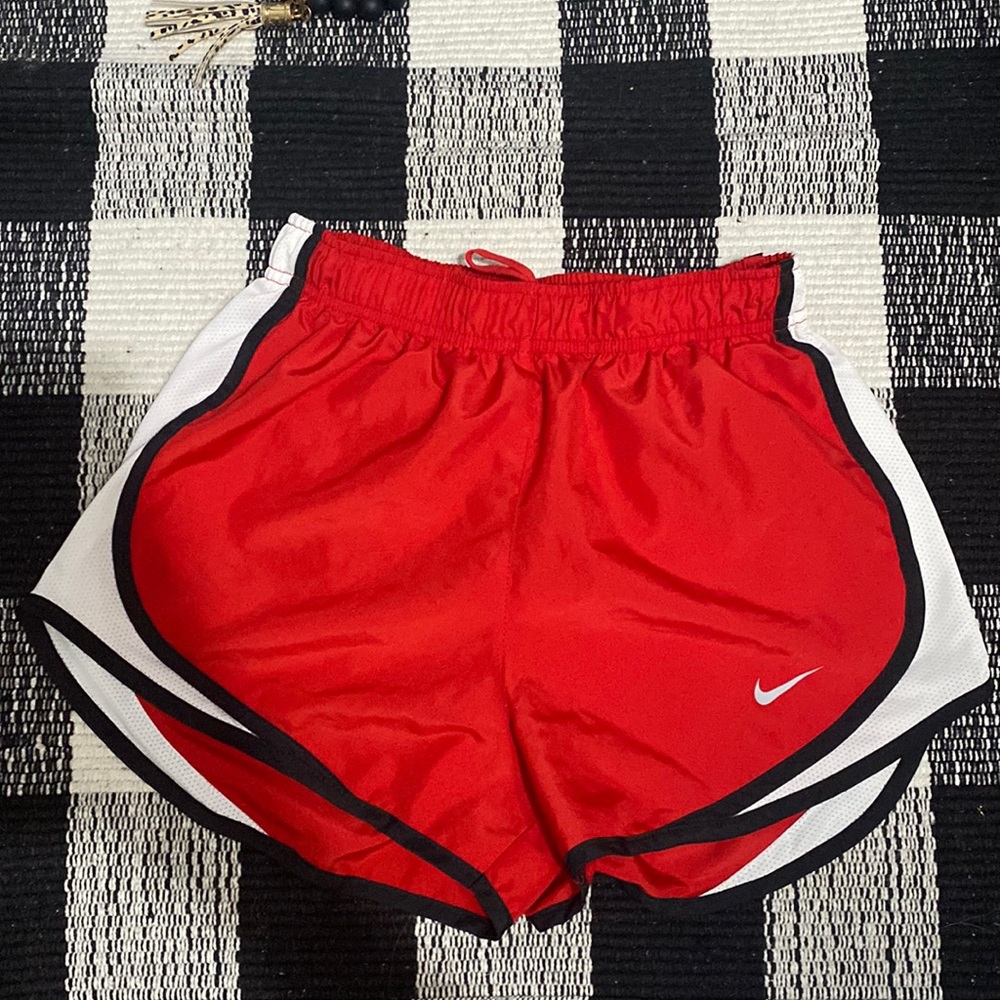 red NIKE shorts🥰